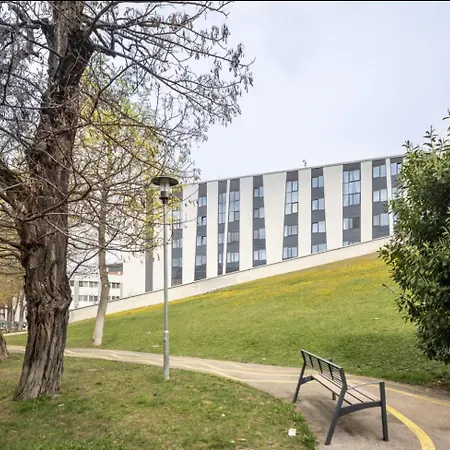 Apartament Modern 2 Bedroom With Balcony *